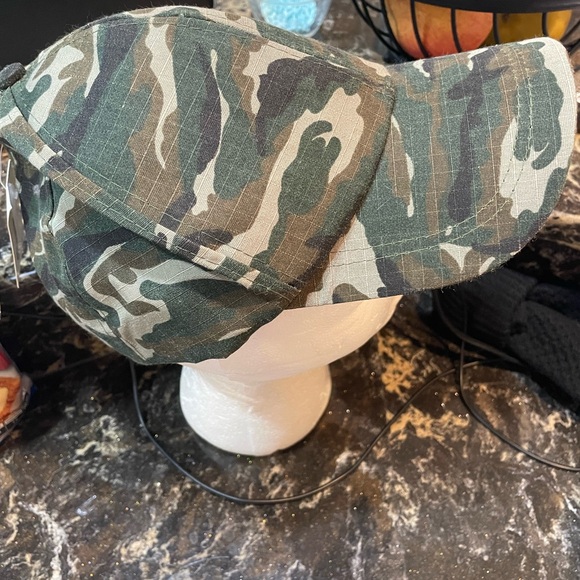 🎉2/$25🎉NWT Unisex camo cap - lightweight- adjustable Velcro strap - fall hat - Picture 4 of 8